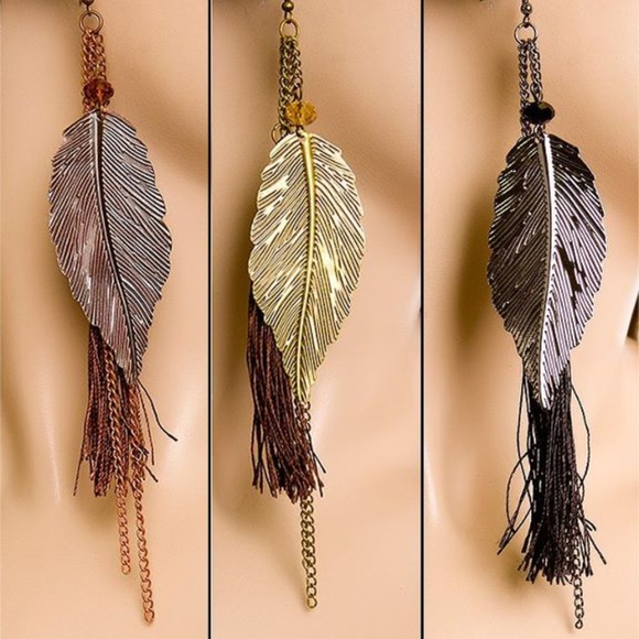 SALE 3×$20! Feather and Tassel Earrings - Picture 1 of 1